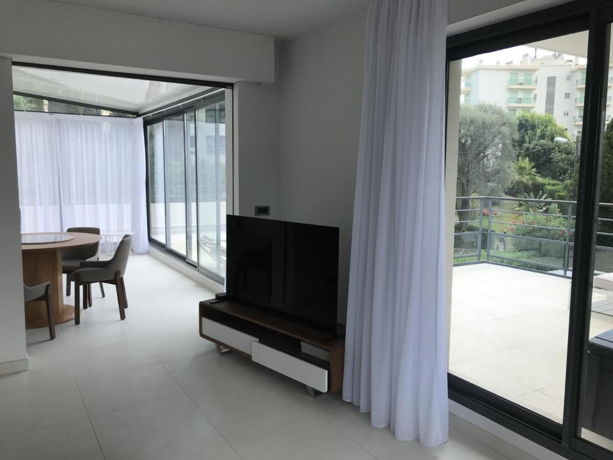 Appartement Montfleury, 2 Terrasses, 2 Chambres , 2 Sdb , Pkg Prive Piscine, 15 Min Walk To Croisette Beach And Palais Des Festivals Cannes Luaran gambar